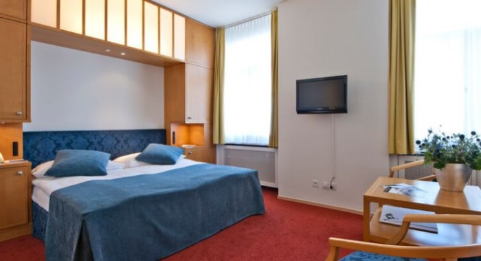 Hotel Schweizerhof, St Moritz ski chalet, image 3